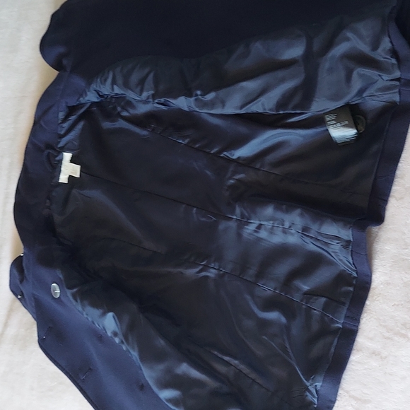 ๐9xHP๐ H&M Navy Blue Button Up Pleated Pea Coat - Picture 2 of 10